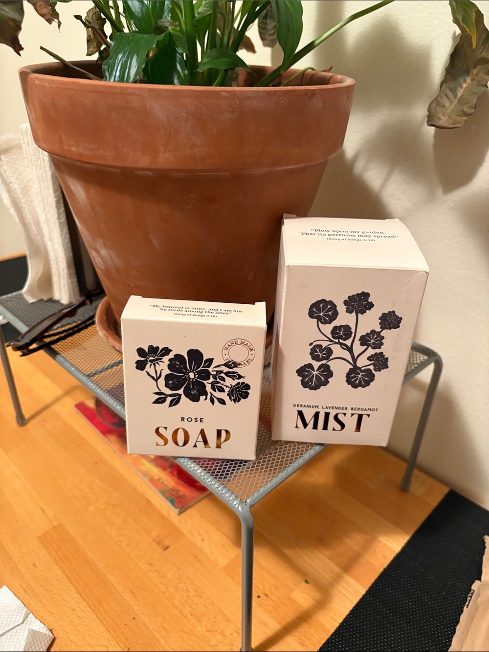 Rose Soap & Geranium Mist Boxed Set - White & Black Floral Packaging